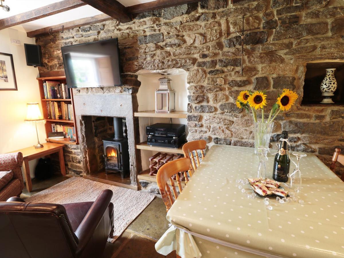 Buttercup Cottage Castleton  Eksteriør billede